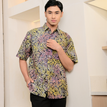 Load image into Gallery viewer, Batik Shirts Exclusive Kemuning
