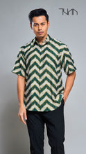 Load image into Gallery viewer, Batik Shirts Green Wave

